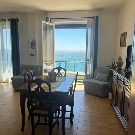 Apartment Vista Mare *