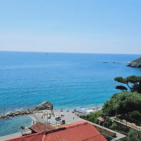 Апартаменты Vista Mare Савона