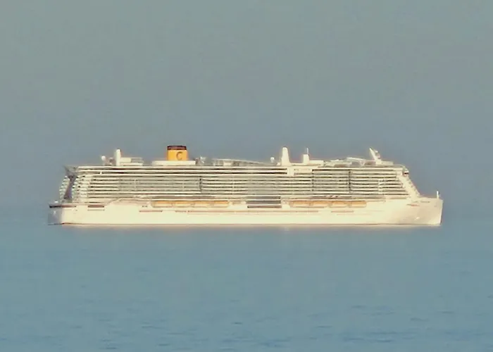 Vista Mare شقة